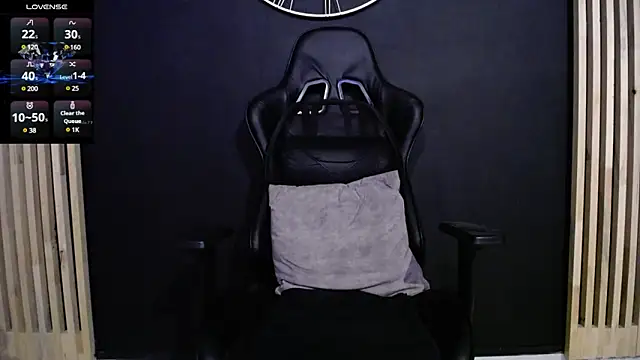 Snapshot of Maxxxpowerful chatting on February 2025 02:23:02 AM Maxxxpowerful online show from February 2025 02:23:02 AM