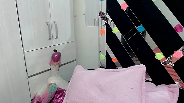 Snapshot of katery_wok11 chatting on December 2025 07:04:01 PM katery wok11 online show from December 2025 07:04:01 PM