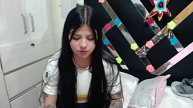 Snapshot of katery_wok11 chatting on September 2025 01:48:01 AM katery wok11 online show from September 2025 01:48:01 AM