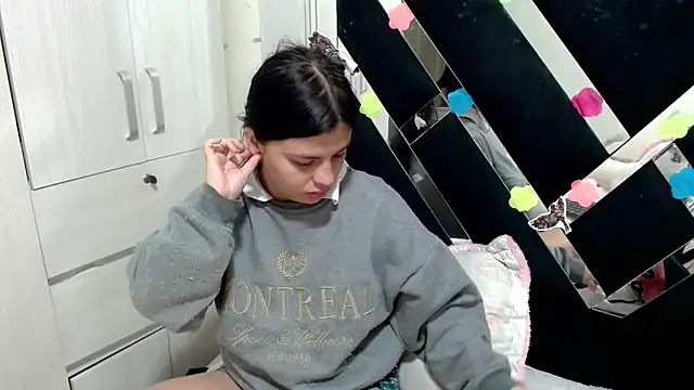 Snapshot of katery_wok11 chatting on November 2025 06:56:01 PM katery wok11 online show from November 2025 06:56:01 PM