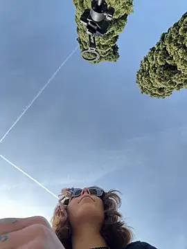 Snapshot of Mia_Railey chatting on February 2026 01:02:02 PM Mia Railey online show from February 2026 01:02:02 PM