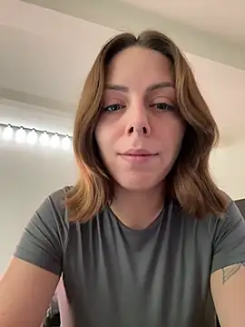 Snapshot of Mia_Railey chatting on March 2026 02:33:02 PM Mia Railey online show from March 2026 02:33:02 PM