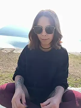 Snapshot of Mia_Railey chatting on February 2026 12:50:02 PM Mia Railey online show from February 2026 12:50:02 PM