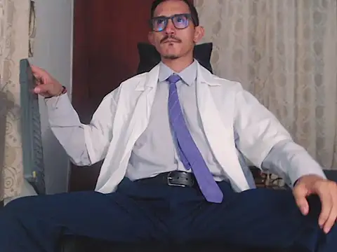 HomeAloneK online show from October 2025 07:34:02 PM