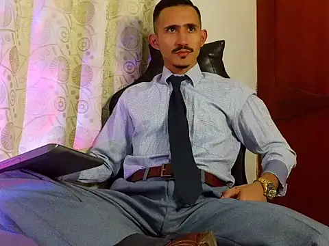 HomeAloneK online show from April 2026 07:53:01 PM