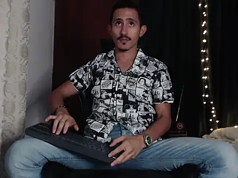 HomeAloneK online show from September 2025 08:03:02 PM