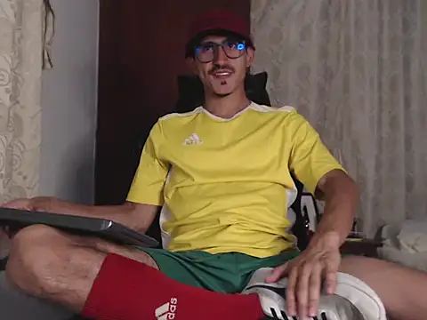 HomeAloneK online show from September 2025 07:43:02 PM