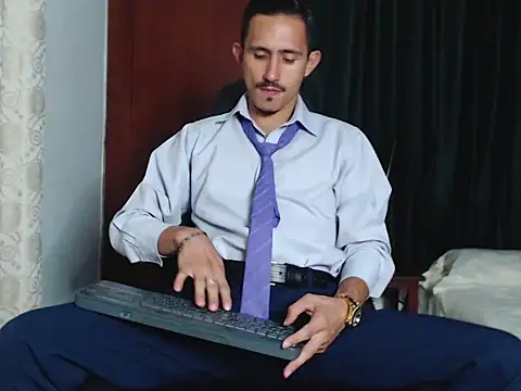 HomeAloneK online show from September 2025 07:38:01 PM