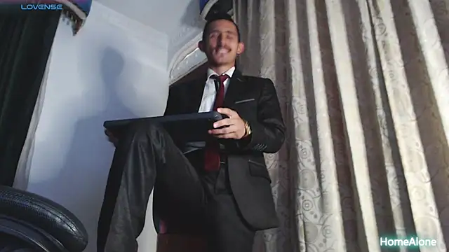 HomeAloneK online show from March 2025 07:44:01 PM