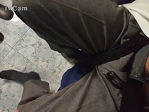 HomeAloneK online show from November 2025 08:20:01 PM