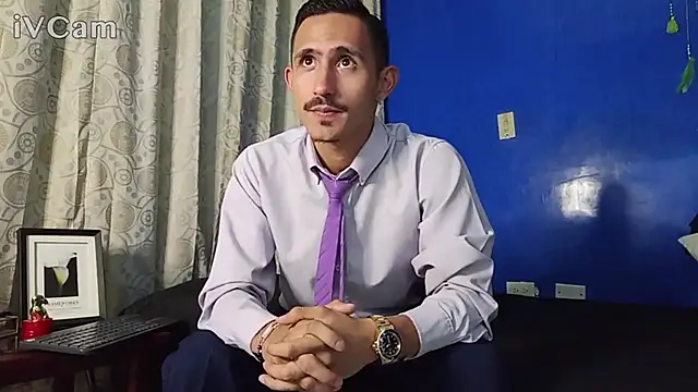 HomeAloneK online show from November 2025 07:29:01 PM