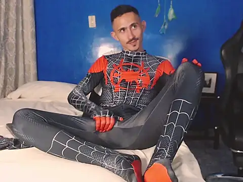 HomeAloneK online show from October 2025 07:43:01 PM