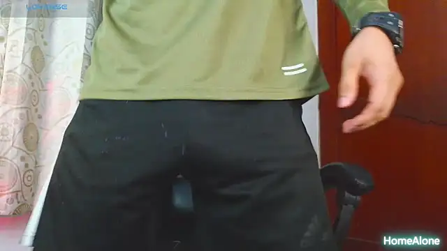HomeAloneK online show from June 2026 07:46:01 PM