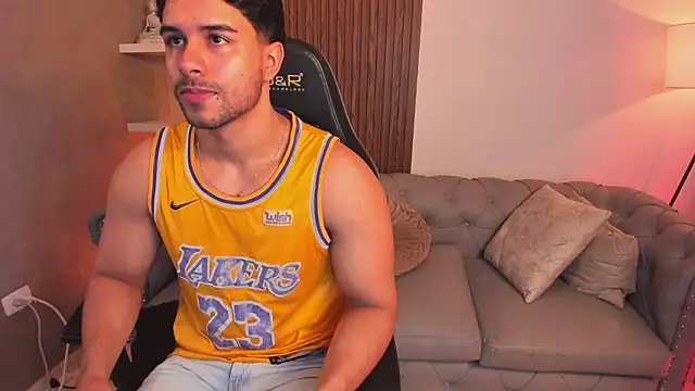 liam collins21 online show from February 2026 11:42:02 AM