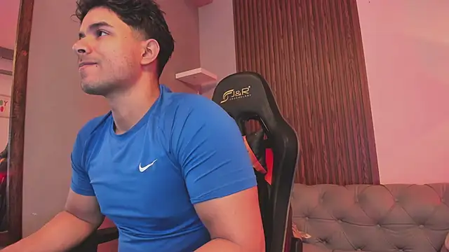 liam collins21 online show from January 2026 11:58:02 AM