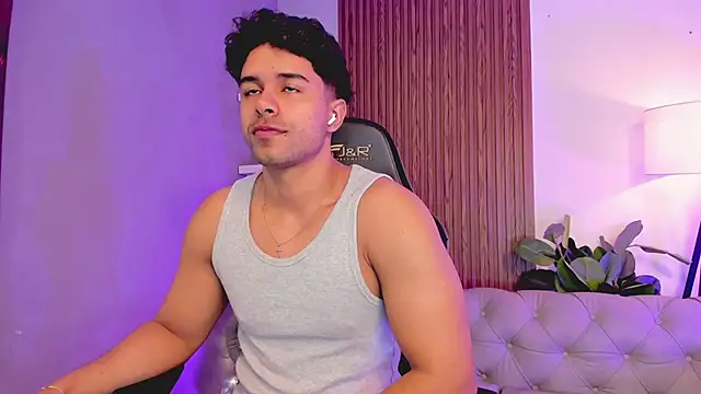 Snapshot of liam_collins21 chatting on December 2025 11:49:01 AM liam collins21 online show from December 2025 11:49:01 AM