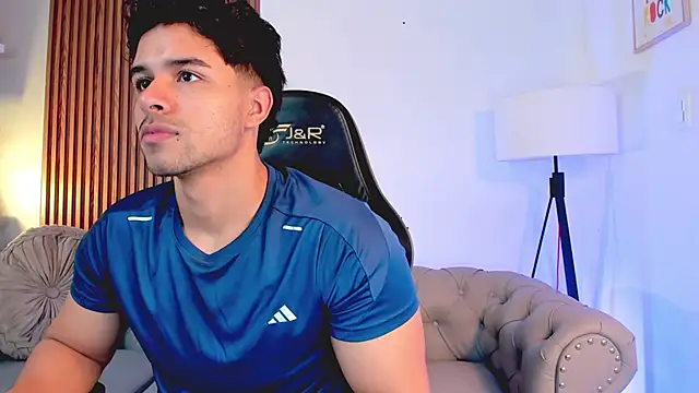 Snapshot of liam_collins21 chatting on November 2025 11:47:02 AM liam collins21 online show from November 2025 11:47:02 AM