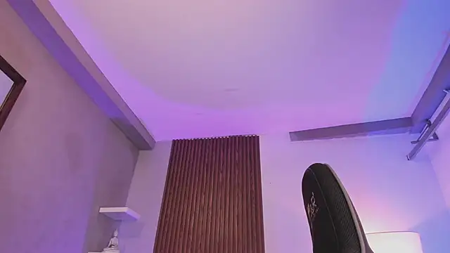 liam collins21 online show from February 2026 11:41:01 AM