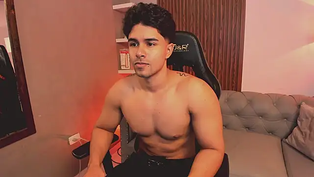 liam collins21 online show from January 2026 12:08:02 PM