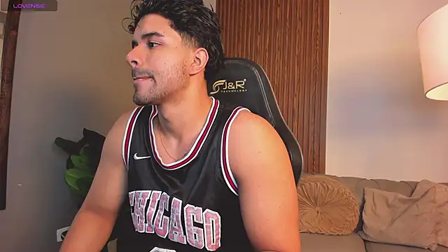 liam collins21 online show from March 2026 12:04:02 PM