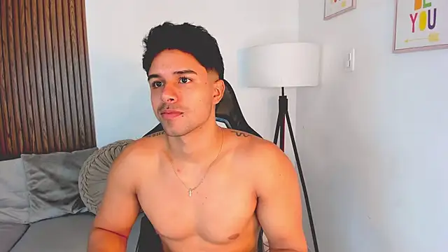liam collins21 online show from October 2025 11:55:02 AM