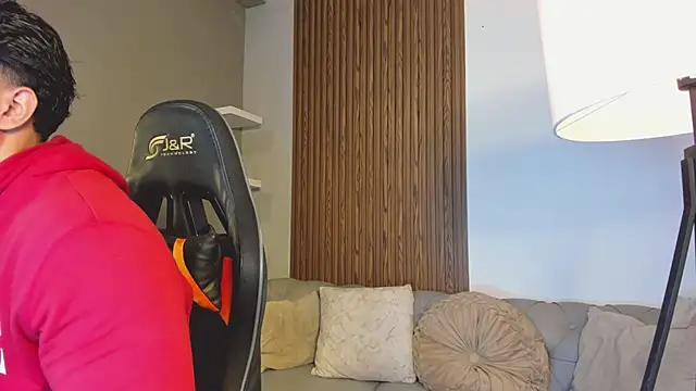 liam collins21 online show from March 2026 11:45:02 AM