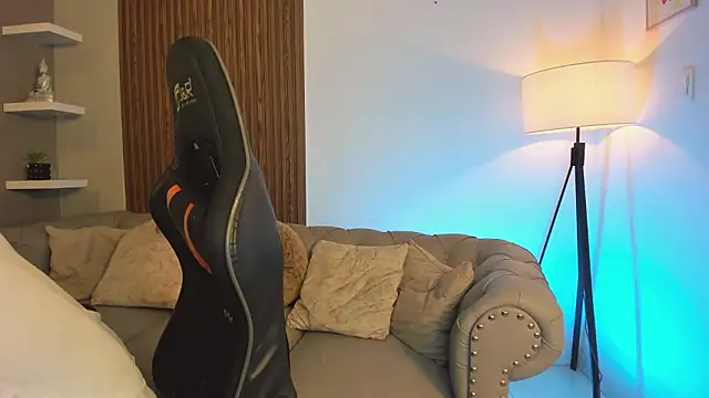 liam collins21 online show from March 2026 11:40:02 AM