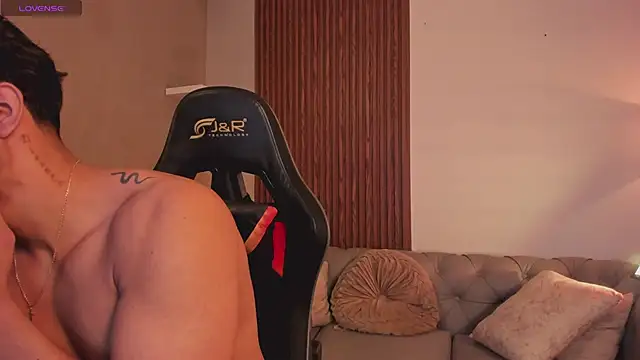 liam collins21 online show from February 2026 11:54:02 AM