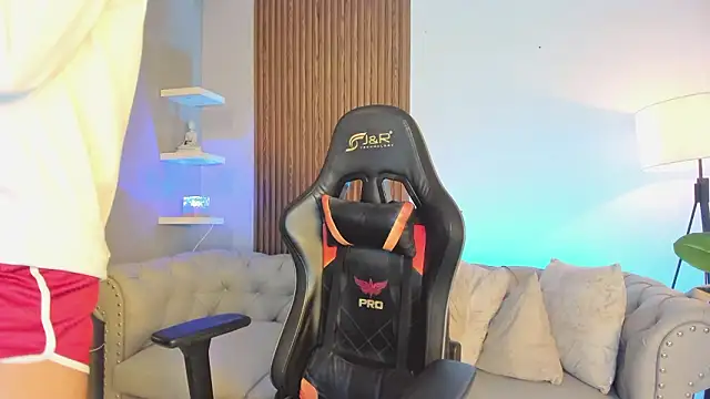 liam collins21 online show from February 2026 12:16:01 PM