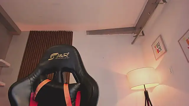 liam collins21 online show from February 2026 11:41:01 AM