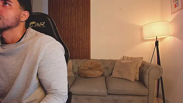 liam collins21 online show from March 2026 11:39:02 AM