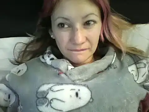 Snapshot of Paulita_x3 chatting on January 2025 12:03:02 PM Paulita x3 online show from January 2025 12:03:02 PM