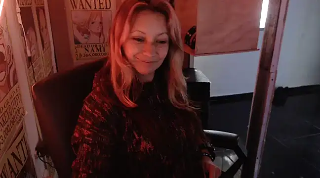 Snapshot of Paulita_x3 chatting on February 2025 04:52:01 PM Paulita x3 online show from February 2025 04:52:01 PM