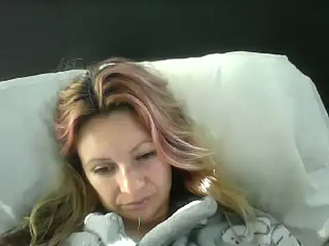 Snapshot of Paulita_x3 chatting on February 2025 01:54:02 PM Paulita x3 online show from February 2025 01:54:02 PM