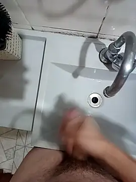 Brutao  online show from December 2025 01:21:01 PM