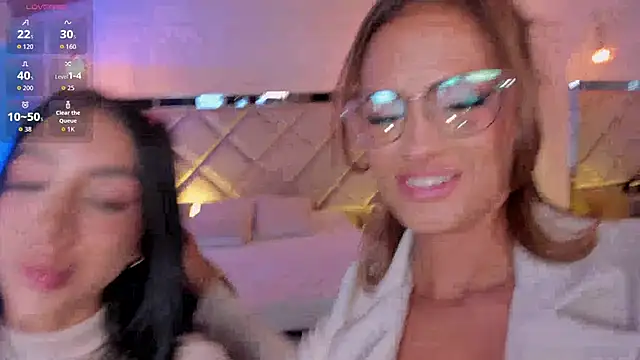 SofiaReyes1 online show from October 2025 07:48:01 PM