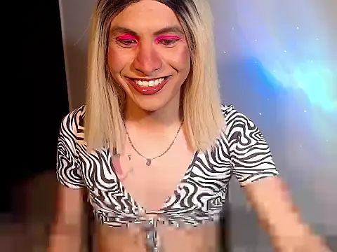 HugeDanex online show from November 2025 03:32:01 AM