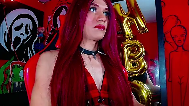 HugeDanex online show from June 2026 04:04:02 PM