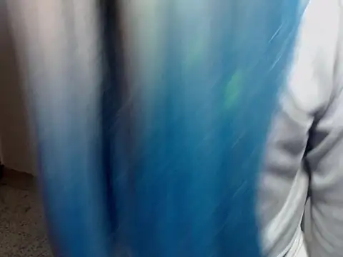 HugeDanex online show from November 2025 04:33:02 AM