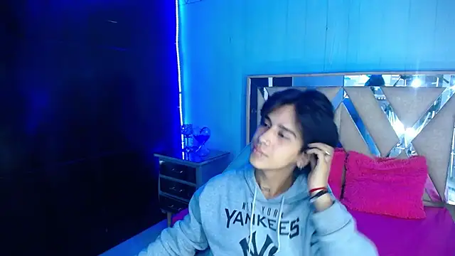 alex 477 online show from December 2025 11:32:01 AM