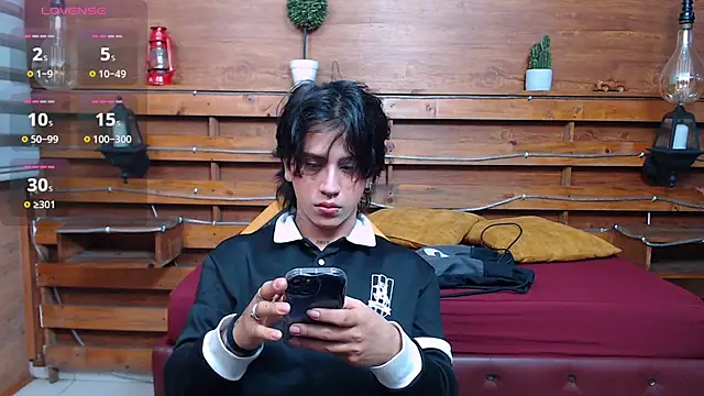 alex 477 online show from April 2026 11:33:01 AM