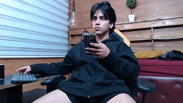 alex 477 online show from January 2026 11:37:02 AM