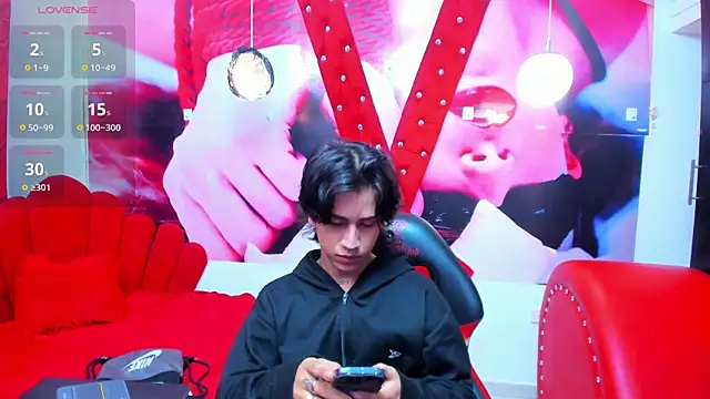 alex 477 online show from March 2026 11:32:01 AM