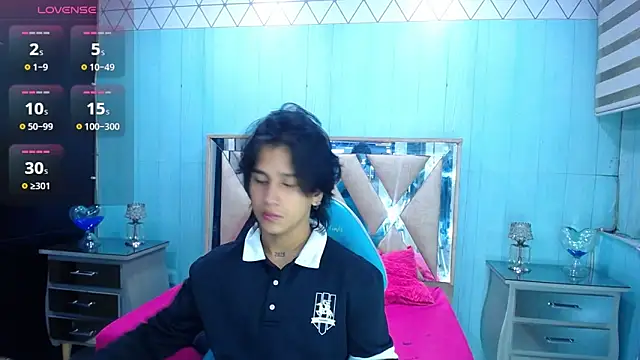 alex 477 online show from April 2026 11:33:01 AM