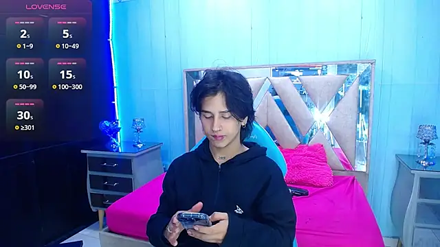 alex 477 online show from April 2026 11:28:02 AM