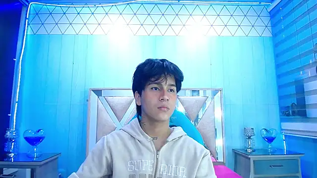 alex 477 online show from October 2025 11:42:02 AM