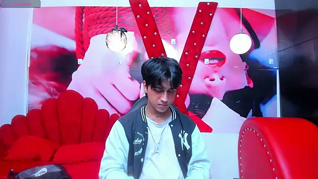 alex 477 online show from October 2025 11:42:01 AM