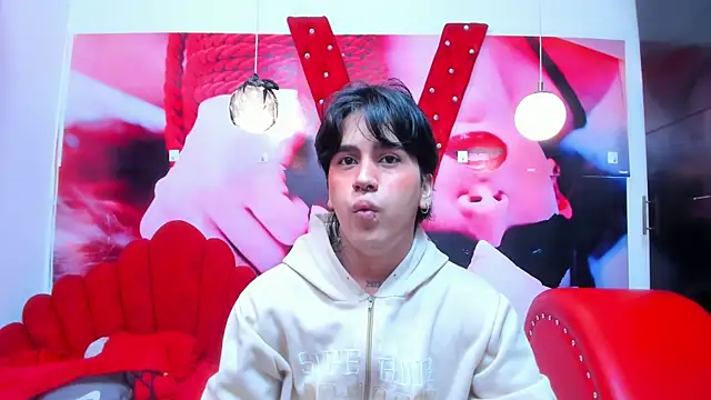 alex 477 online show from November 2025 11:38:02 AM