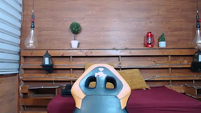 alex 477 online show from October 2025 11:31:02 AM