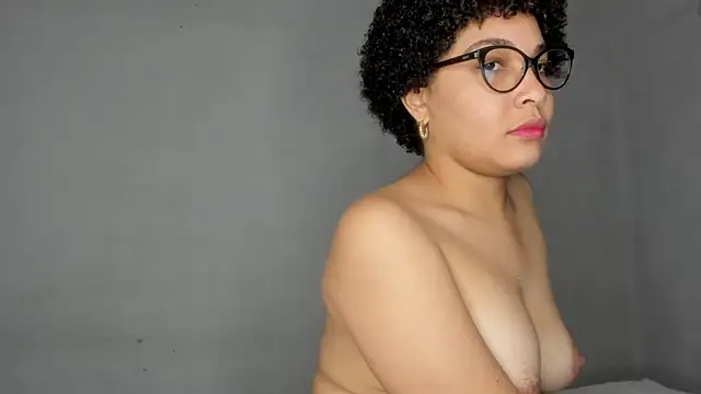 Jade Dorthini online show from November 2025 10:03:02 PM